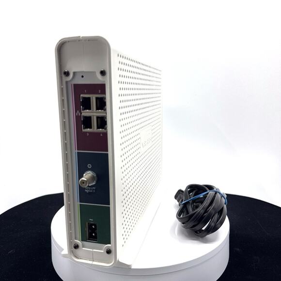 ARRIS SURFboard DOCSIS 3.0 Cable Modem Router - Picture 13 of 16